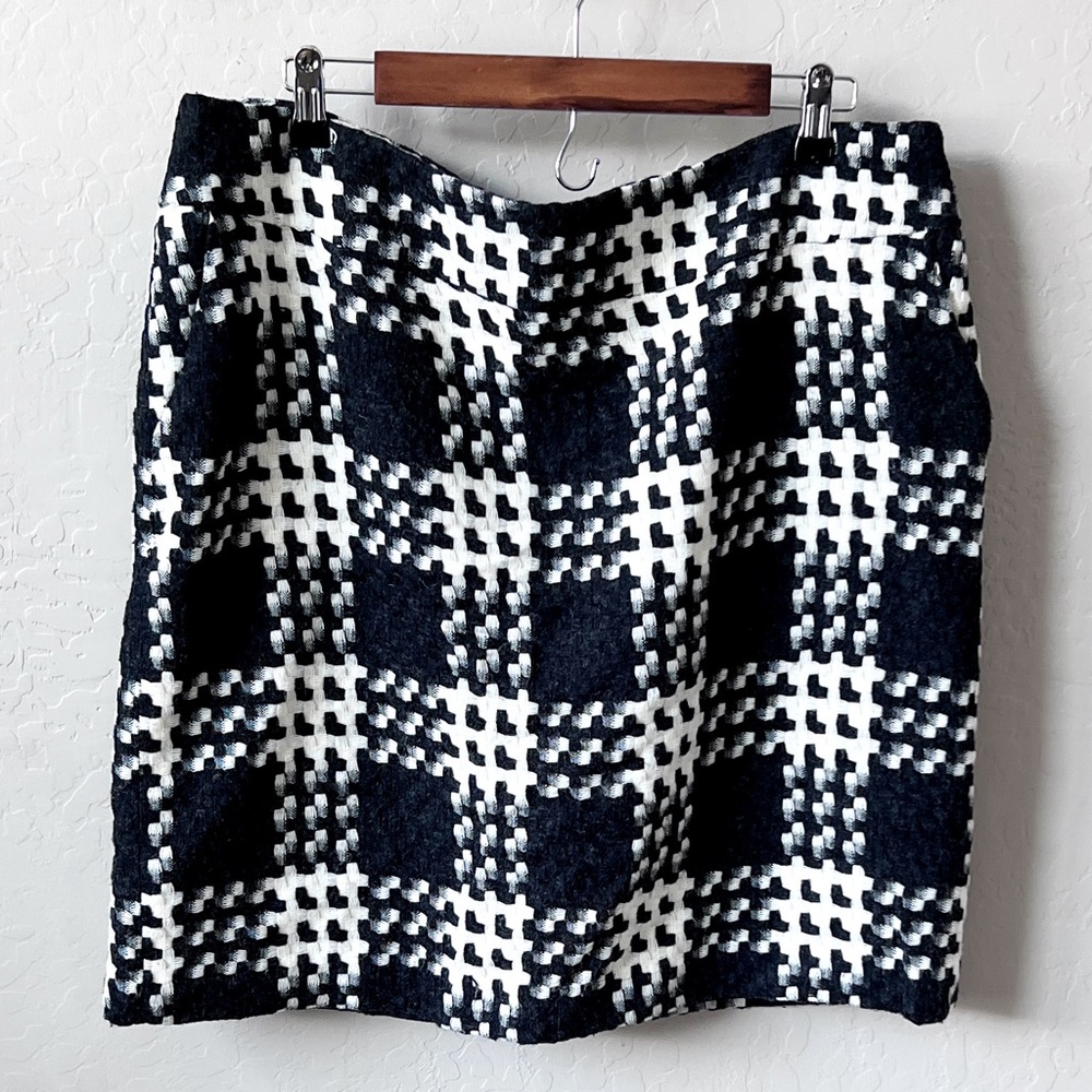 Wool Blend Houndstooth Plaid Pencil Skirt